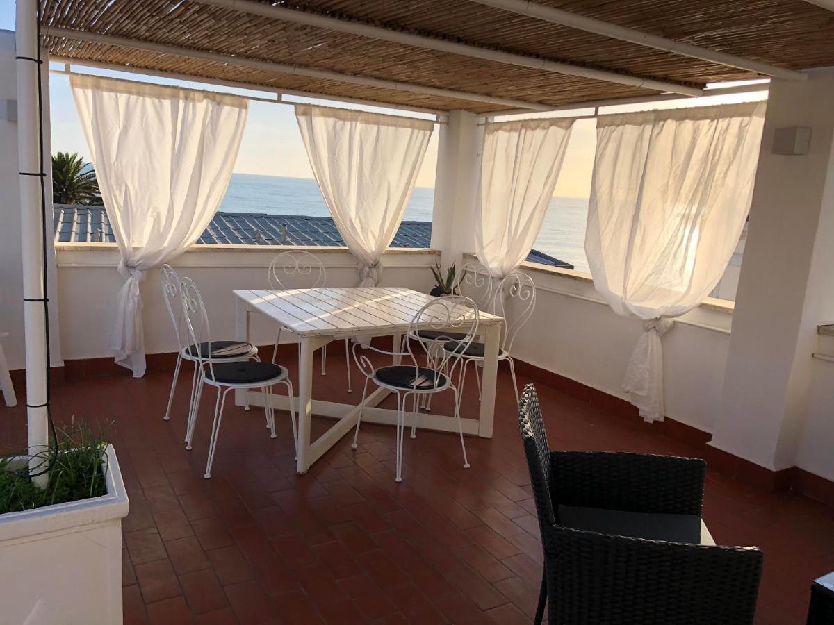 La Terrazza Sul Mare Villa Santa Marinella Luaran gambar
